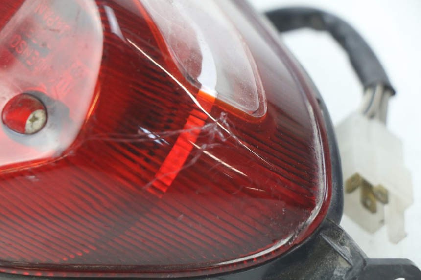 photo de TAIL LIGHT SUZUKI GSX-R GSXR 600 (2001 - 2003) - Fixing points details