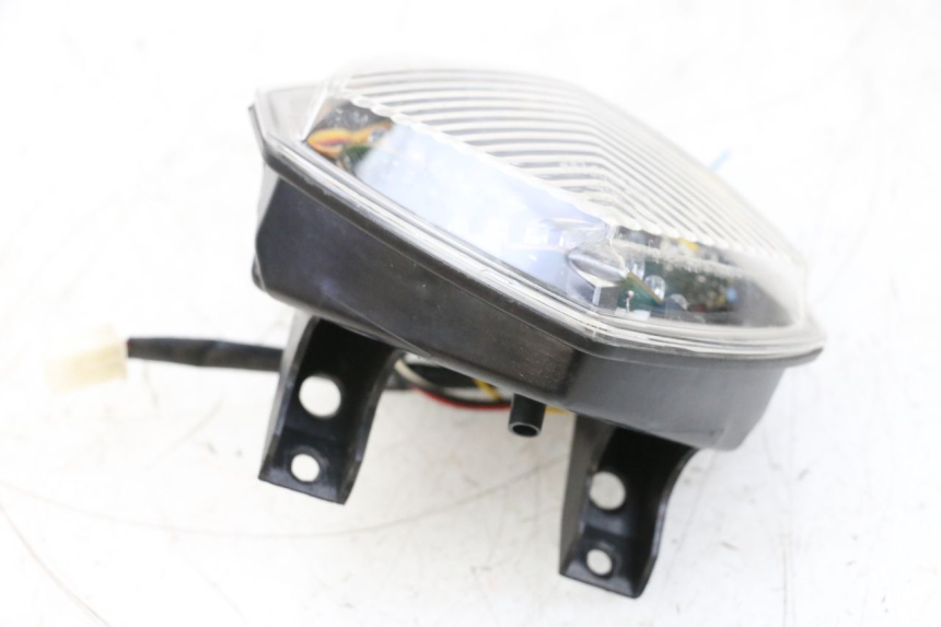 photo de TAIL LIGHT SUZUKI GSXR GSX-R 1000 (2003 - 2004) - Fixing points details