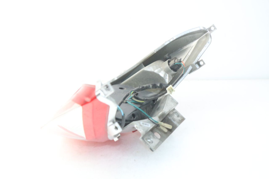 photo de TAIL LIGHT SYM GTS EFI ABS 125 (2012 - 2016) - Fixing points details