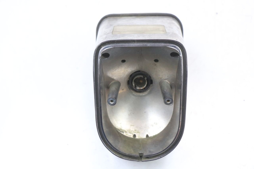 photo de REAR LIGHT HYOSUNG GV AQUILA 125 (2000 - 2009) - Zoom on usage condition