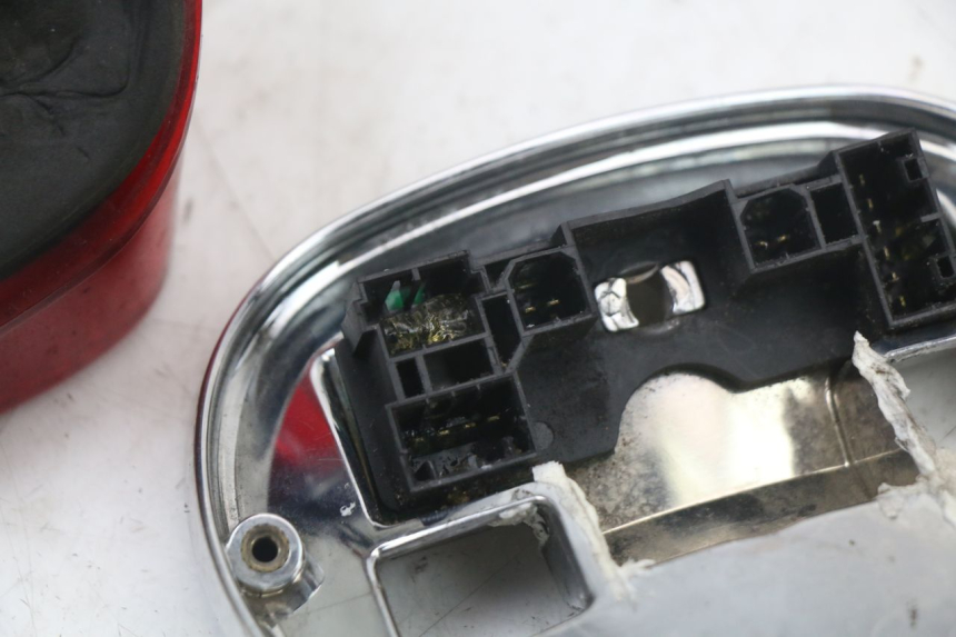 photo de TAIL LIGHT HARLEY DAVIDSON SPORTSTER XL CUSTOM 883 (1999 - 2006) - Supplementary product photo