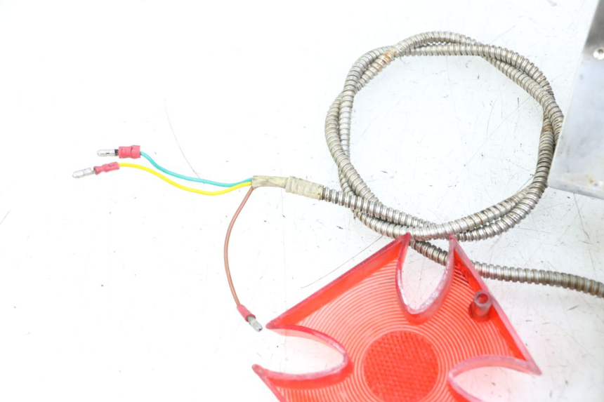 photo de TAIL LIGHT HONDA VT C2 SHADOW 750 (1997 - 2001) - Distinctive features