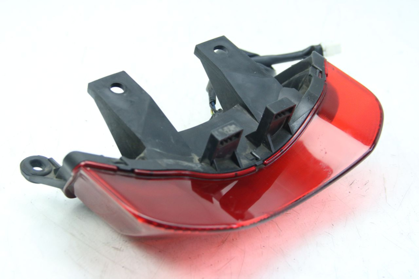 photo de REAR LIGHT YAMAHA HW XENTER 125 (2011 - 2017) - Technical close-up