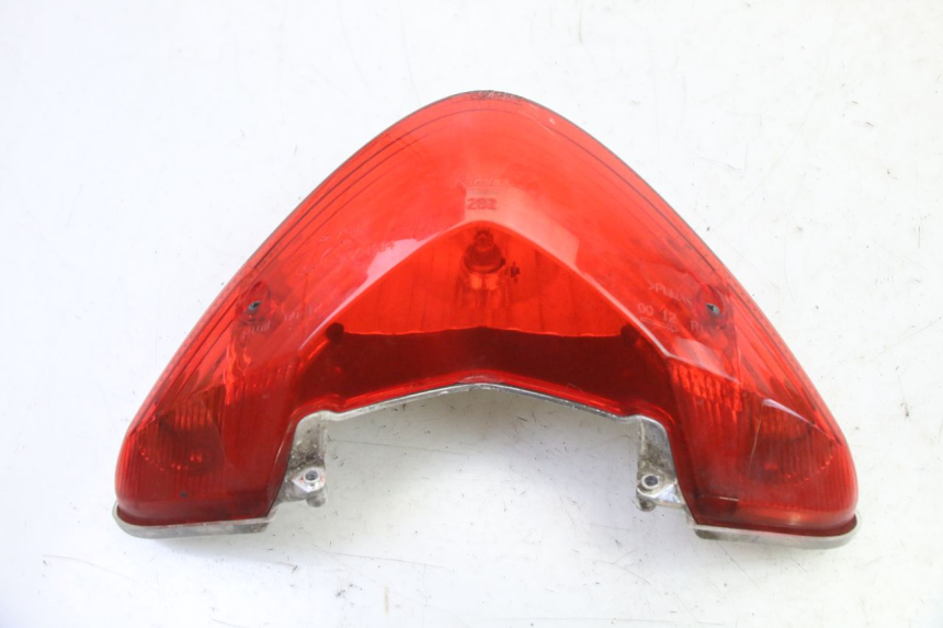 photo de TAIL LIGHT YAMAHA JOG R 50 (2004 - 2014) - Zoom on usage condition
