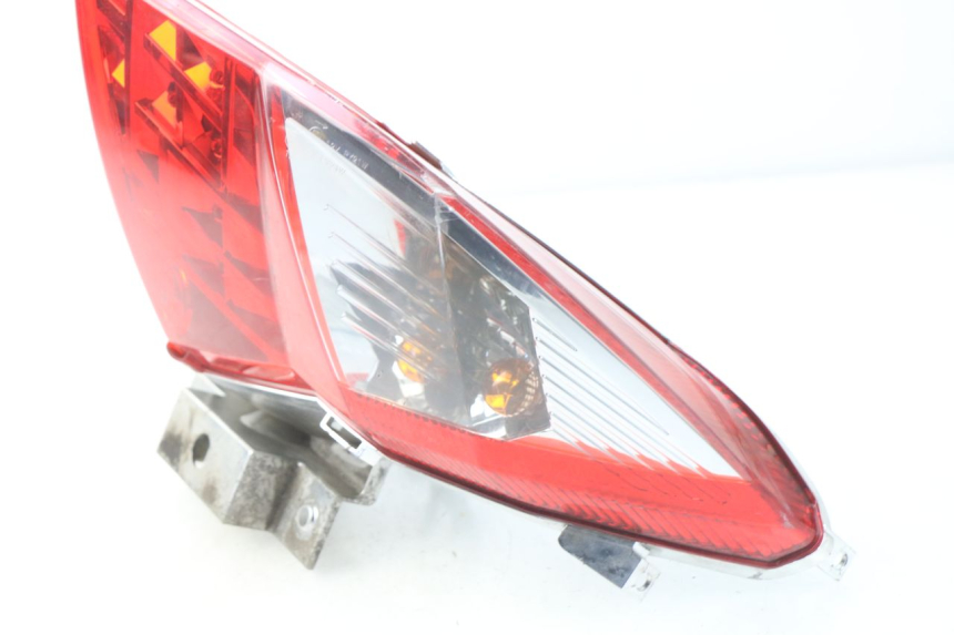 photo de TAIL LIGHT SYM JOYMAX 250 (2013 - 2017) - High-resolution close-up