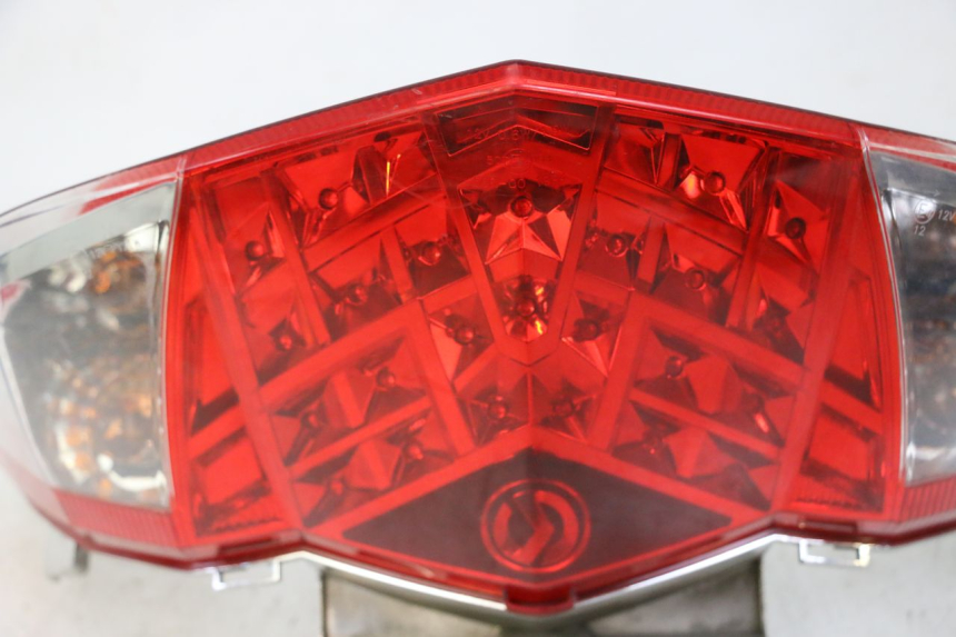 photo de TAIL LIGHT SYM JOYMAX 125 (2010 - 2017) - High-resolution close-up