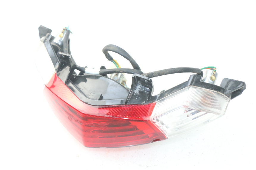 photo de REAR LIGHT PEUGEOT KISBEE 2T 50 (2010 - 2017) - Alternative perspective