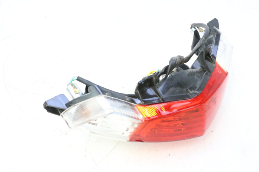 photo de REAR LIGHT PEUGEOT KISBEE 4T 50 (2018 - 2022) - Fixing points details