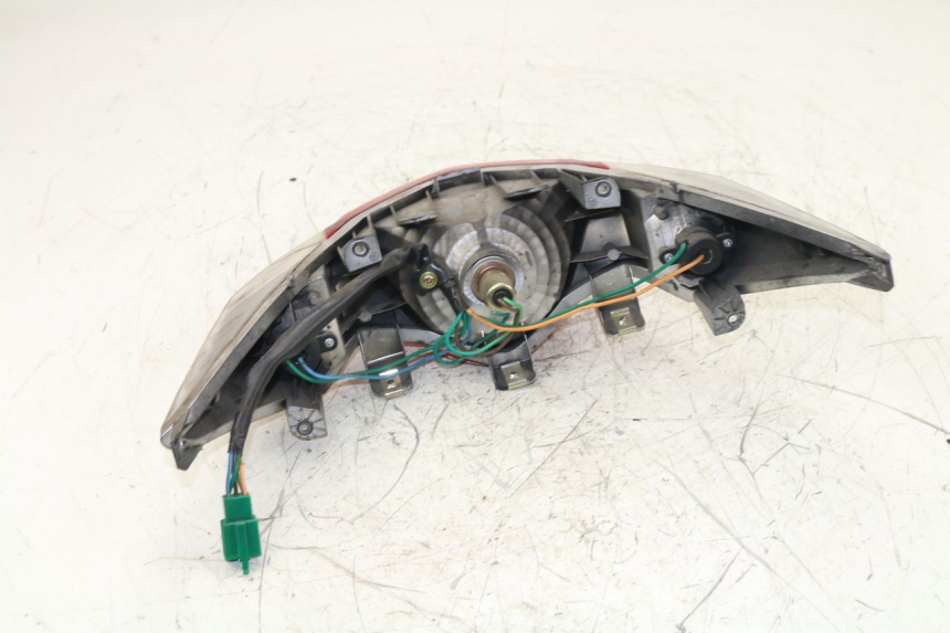 photo de REAR LIGHT KYMCO AGILITY RS 4T 50 (2009 - 2013) - Fixing points details