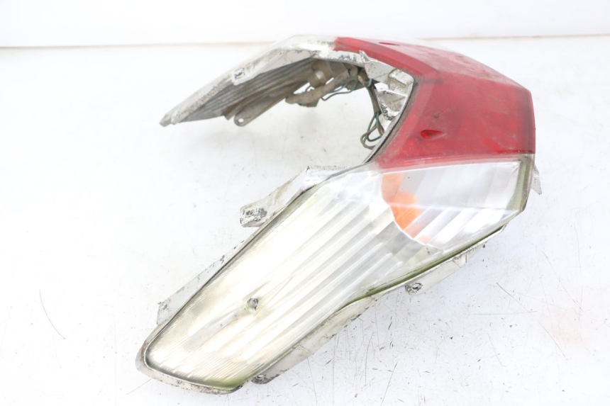 photo de REAR LIGHT KYMCO DINK 4T 50 (2007 - 2018) - High-resolution close-up