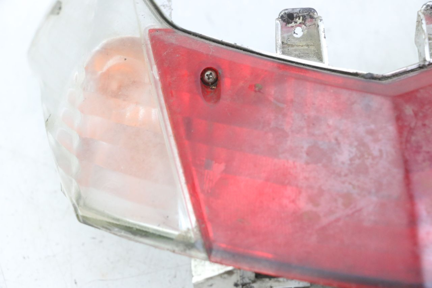 photo de REAR LIGHT KYMCO DINK 4T 50 (2007 - 2018) - Detailed visual inspection