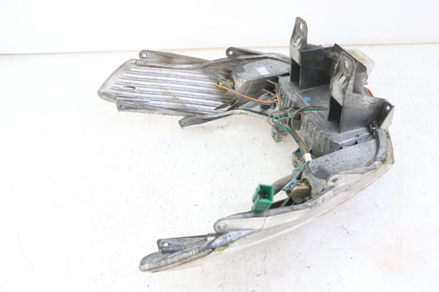 photo de REAR LIGHT KYMCO DINK 4T 50 (2007 - 2018) - Alternative perspective