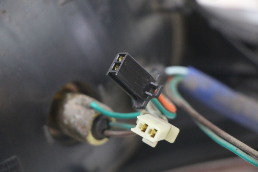 photo de TAIL LIGHT KYMCO GRAND DINK 125 (2008 - 2014) - Fixing points details