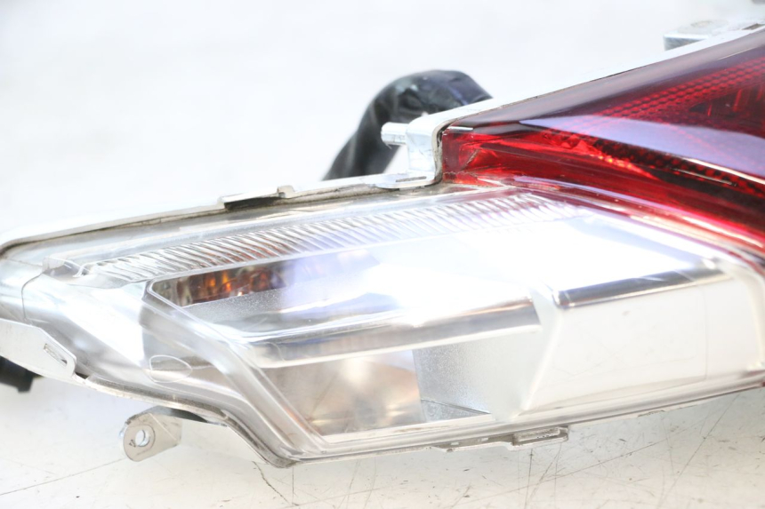 photo de TAIL LIGHT PIAGGIO LIBERTY IGET 4T 50 (2015 - 2020) - Zoom on usage condition