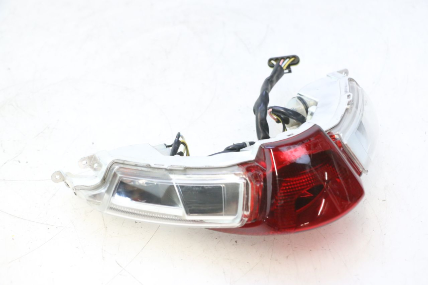 photo de TAIL LIGHT PIAGGIO LIBERTY IGET 4T 50 (2015 - 2020) - Fixing points details