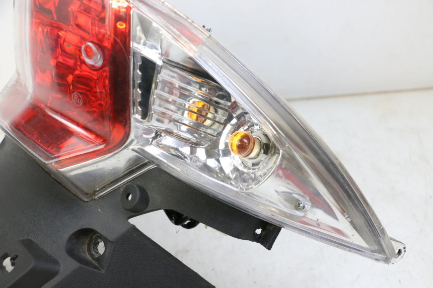 photo de TAIL LIGHT LONGJIA SHARPY 125 (2020 - 2024) - Component detail