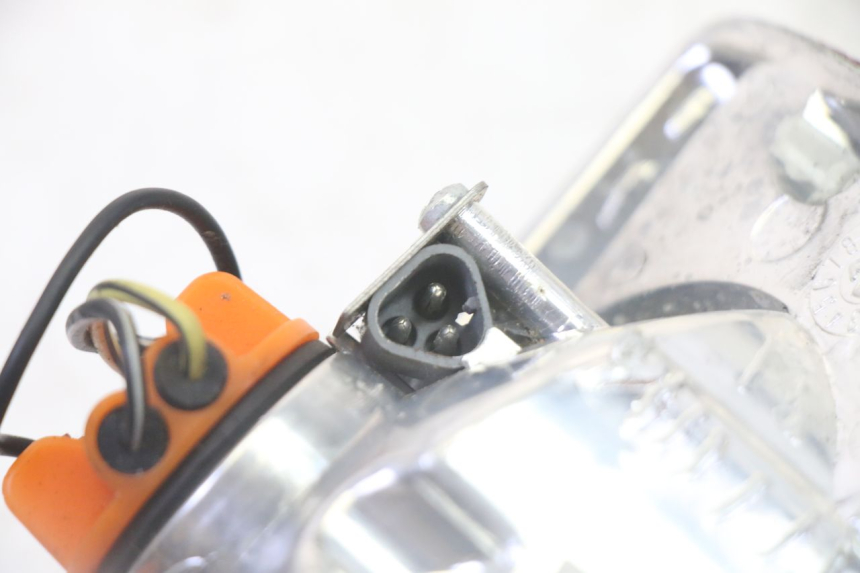 photo de TAIL LIGHT PIAGGIO LXV 4T 50 (2009 - 2013) - Fixing points details