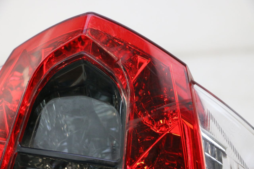 photo de TAIL LIGHT KYMCO MOVIE S 125 (2009 - 2018) - Zoom on usage condition
