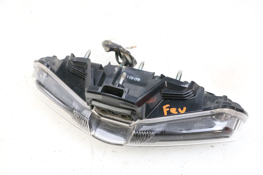 photo de TAIL LIGHT YAMAHA NEO'S CORE 1 (2022 - 2026) - Zoom on usage condition