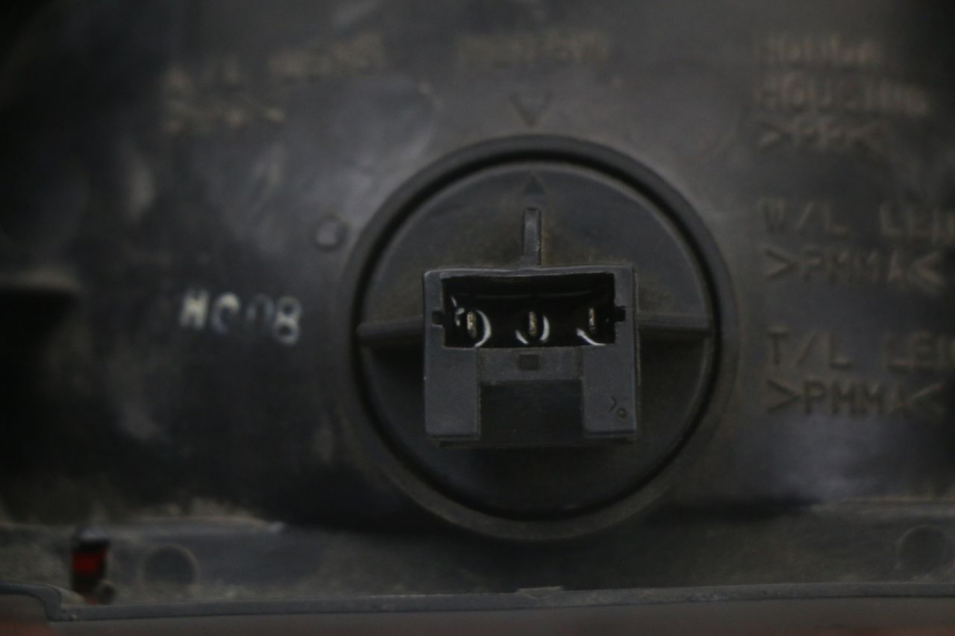 photo de REAR LIGHT HONDA NTV DEAUVILLE 650 (1998 - 2001) - Markings and original references