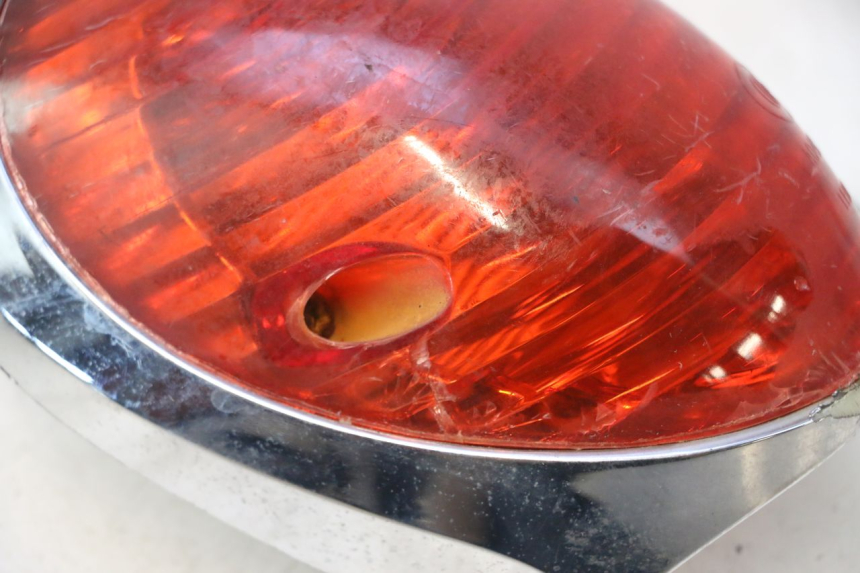 photo de REAR LIGHT JM MOTORS OLDIES 4T 50 (2010 - 2020) - Distinctive features