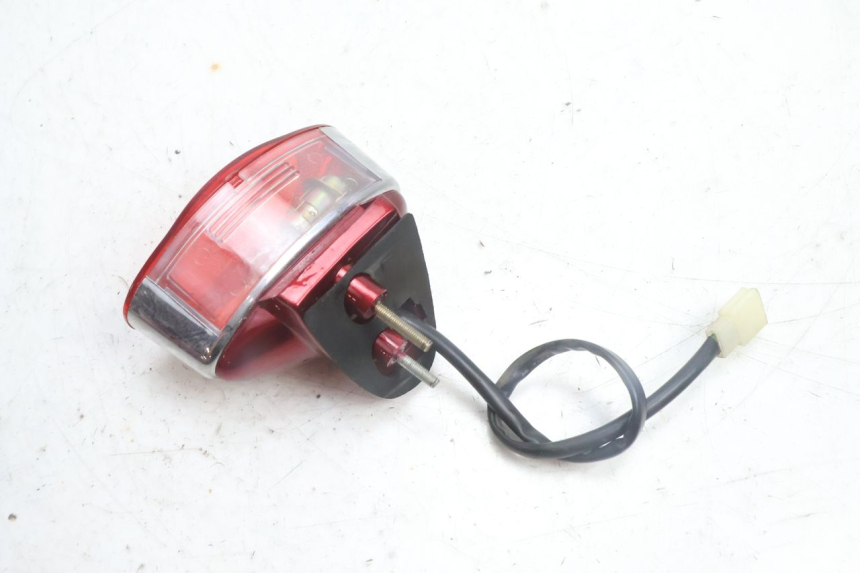 photo de REAR LIGHT JM MOTORS OLDIES 4T 50 (2010 - 2020) - Fixing points details