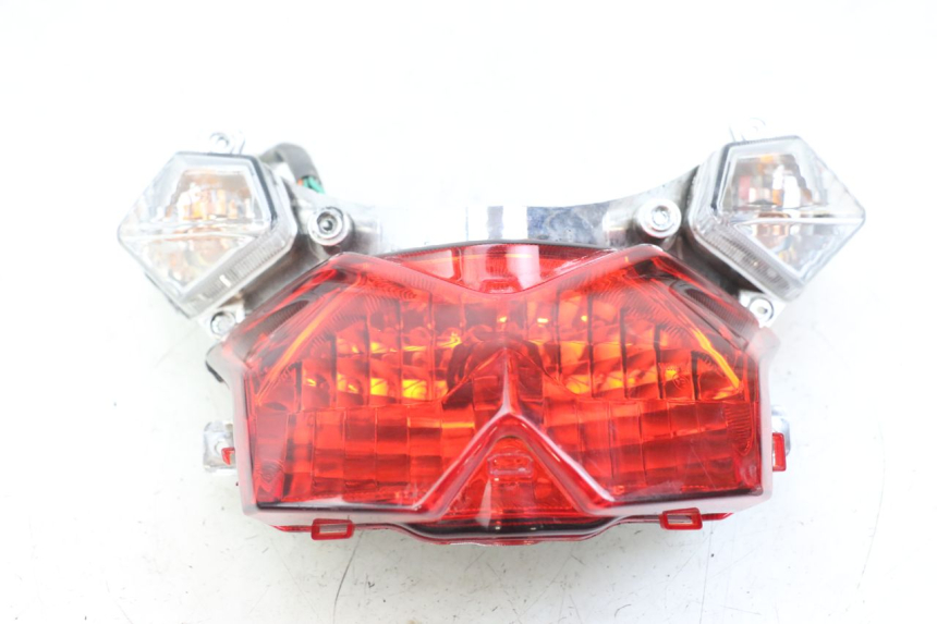photo de REAR LIGHT SYM ORBIT III 3 4T 50 (2018 - 2021) - Additional view of the item