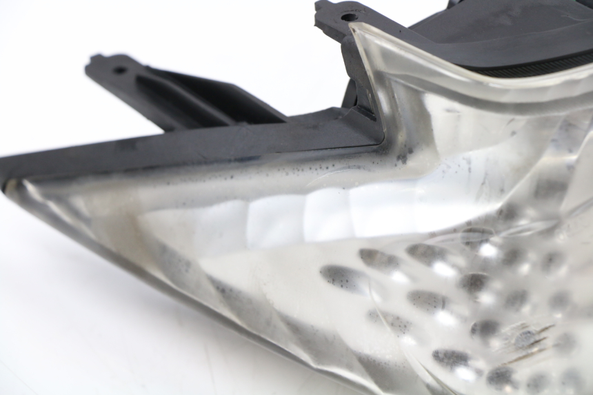 photo de TAIL LIGHT KYMCO PEOPLE S 125 (2000 - 2008) - Additional view of the item