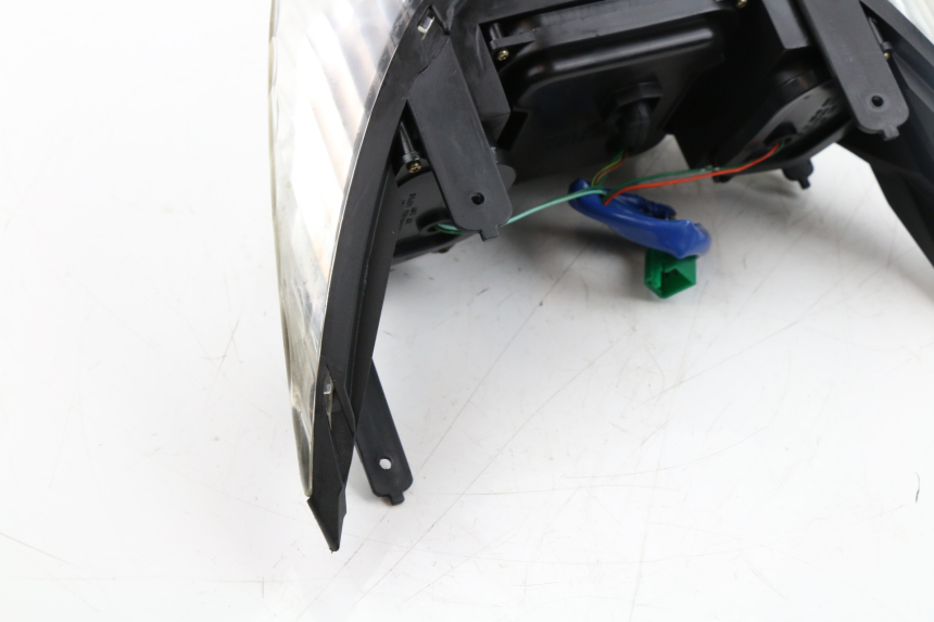 photo de TAIL LIGHT KYMCO PEOPLE S 125 (2000 - 2008) - Component zoom