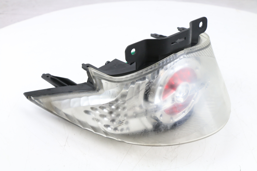photo de TAIL LIGHT KYMCO PEOPLE S 125 (2000 - 2008) - Alternative angle