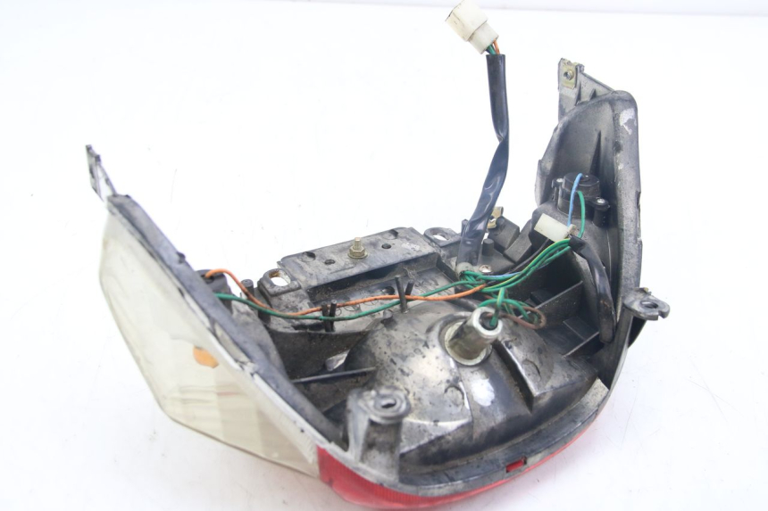 photo de REAR LIGHT TNT MOTOR ROMA 12' 2T 50 (2007 - 2018) - Fixing points details