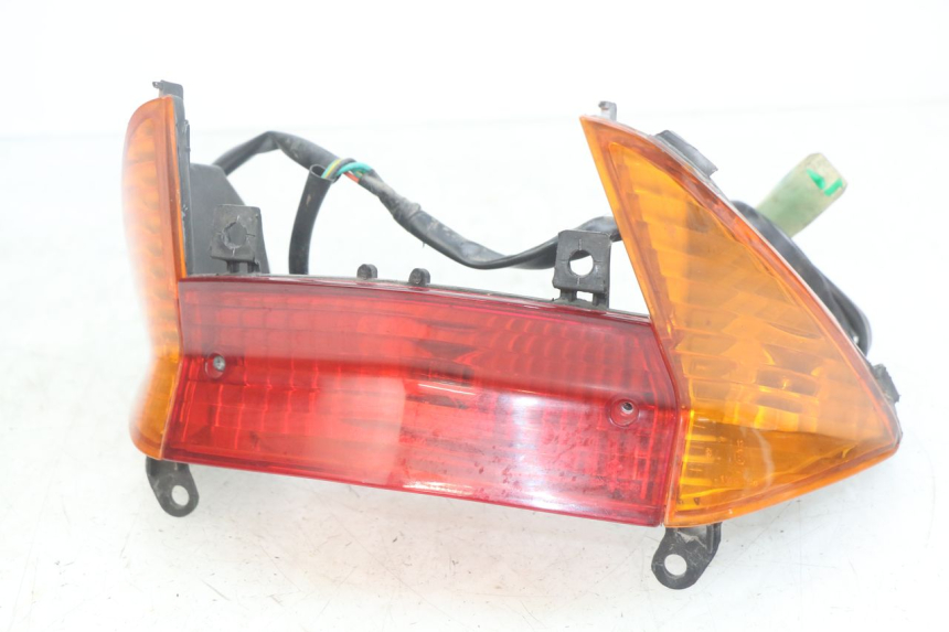 photo de REAR LIGHT HONDA SCV LEAD 100 (2003 - 2007) - Fixing points details