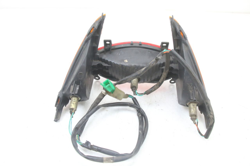 photo de REAR LIGHT HONDA SCV LEAD 100 (2003 - 2007) - Technical close-up