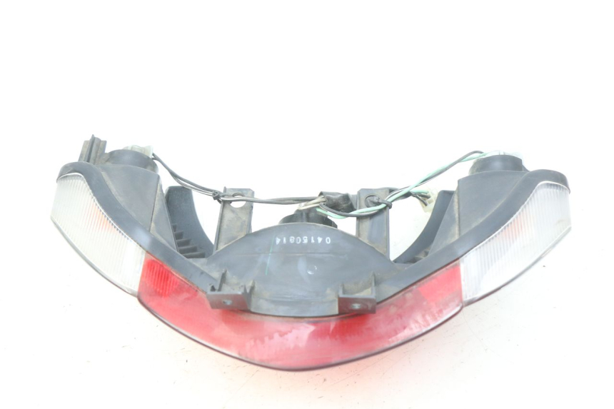 photo de REAR LIGHT SUZUKI SIXTEEN 125 (2008 - 2010) - Technical close-up