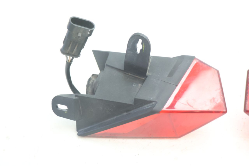 photo de TAIL LIGHT CAN-AM SPYDER RS 1000 (2008 - 2012) - Markings and original references