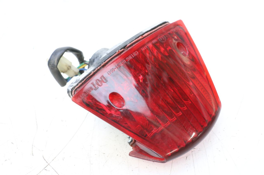 photo de TAIL LIGHT APRILIA SR MOTARD 50 (2012 - 2018) - Surface and material condition