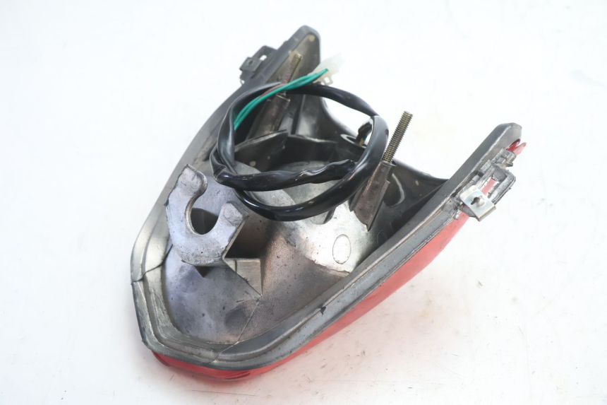 photo de TAIL LIGHT YAMASAKI STREET 50 (2013 - 2018) - Fixing points details