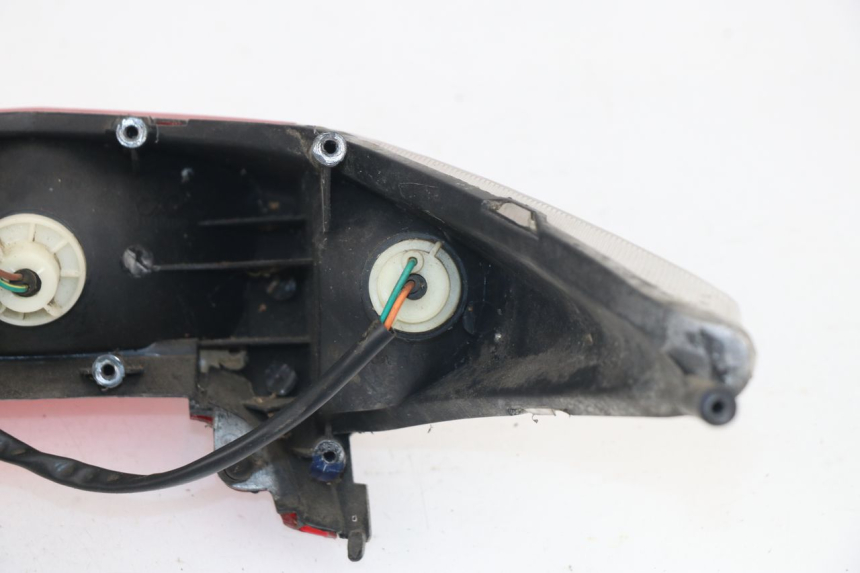 photo de TAIL LIGHT PEUGEOT SUM UP 125 (2008 - 2013) - Product overview