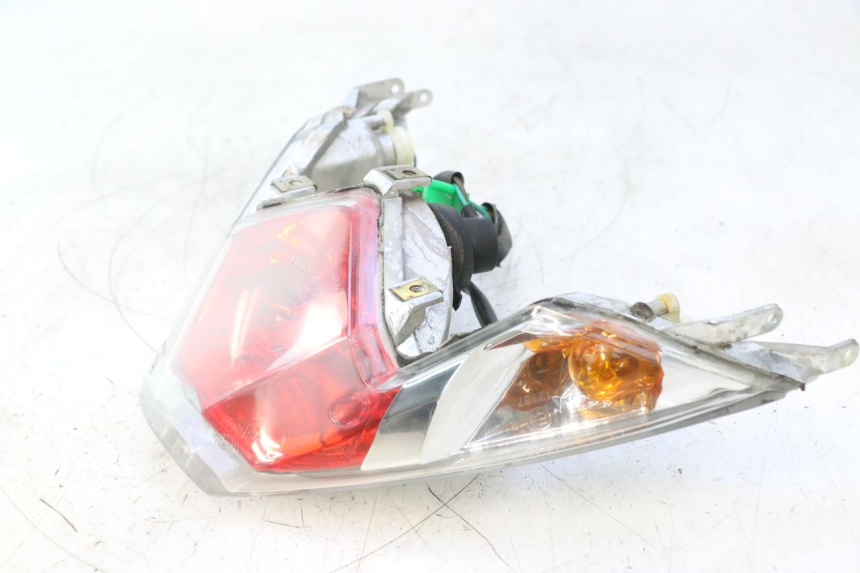 photo de TAIL LIGHT KYMCO SUPER 8 2T 50 (2007 - 2013) - Zoom on usage condition