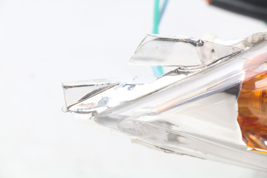 photo de TAIL LIGHT KYMCO SUPER 8 4T 50 (2018 - 2020) - Alternative perspective