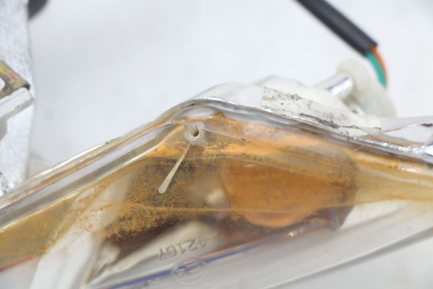 photo de TAIL LIGHT KYMCO SUPER 8 4T 50 (2018 - 2020) - Surface and material condition