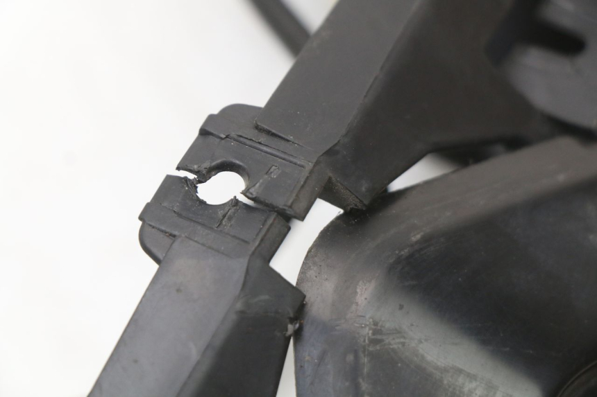 photo de TAIL LIGHT KYMCO SUPER 8 4T 50 (2021 - 2024) - Fixing points details