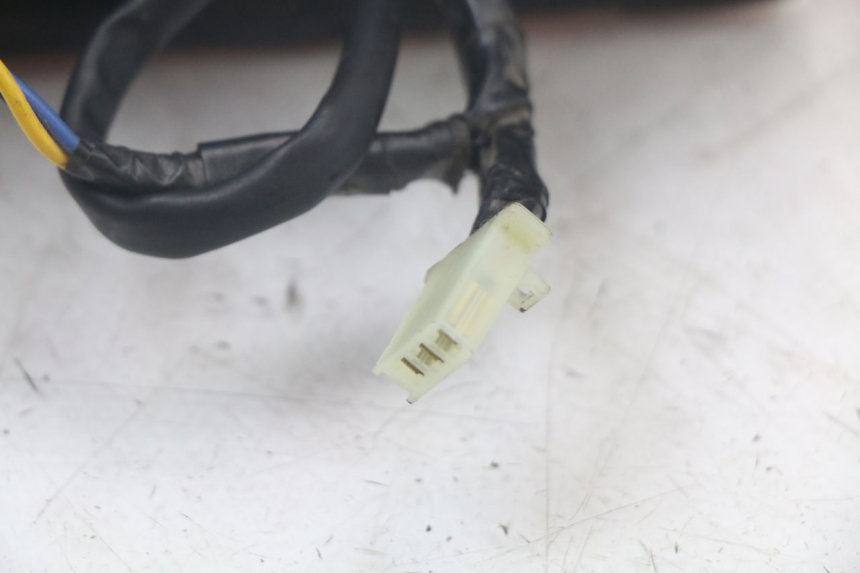 photo de REAR LIGHT YAMAHA TDM ABS 900 (2002 - 2014) - Fixing points details