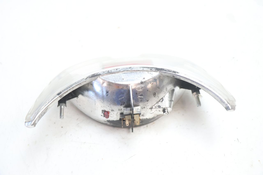 photo de TAIL LIGHT PEUGEOT TREKKER TKR 50 (2005 - 2014) - Zoom on usage condition