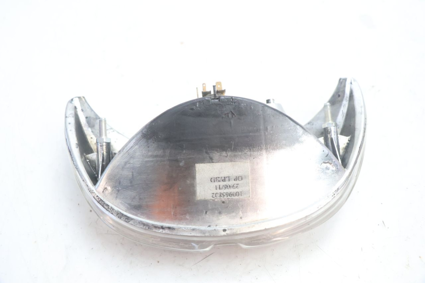 photo de TAIL LIGHT PEUGEOT TREKKER TKR 50 (2005 - 2014) - Alternative perspective