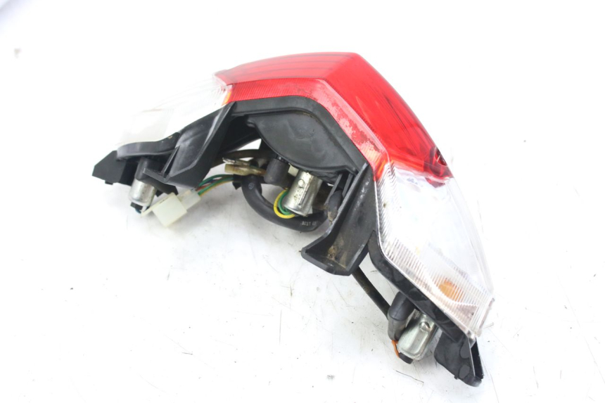 photo de REAR LIGHT PEUGEOT TWEET 4T 50 (2010 - 2014) - Fixing points details