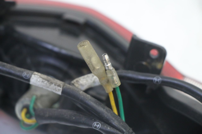 photo de REAR LIGHT PEUGEOT TWEET 4T 50 (2018 - 2022) - Fixing points details