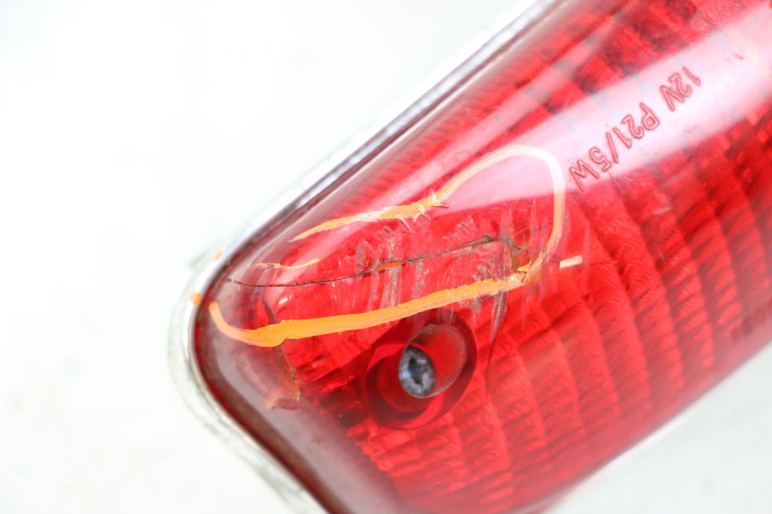 photo de TAIL LIGHT PIAGGIO TYPHOON 50 (2000 - 2009) - Fixing points details