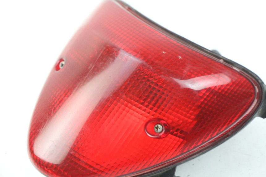 photo de TAIL LIGHT SUZUKI UC EPICURO 125 (1999 - 2003) - Zoom on usage condition