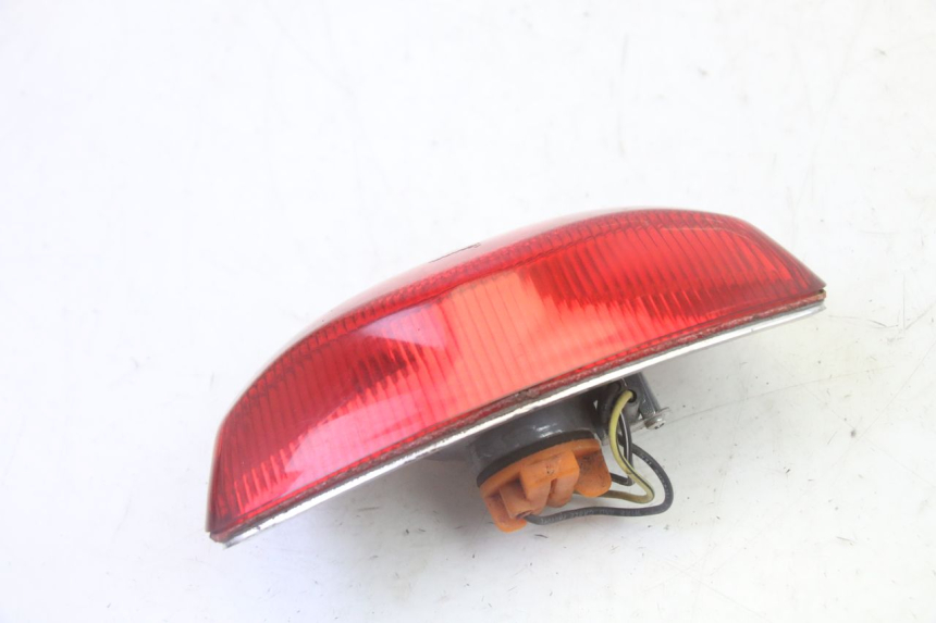 photo de TAIL LIGHT PIAGGIO VESPA S 2T 50 (2007 - 2014) - Alternative perspective